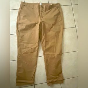 GAP Girlfriend Khaki